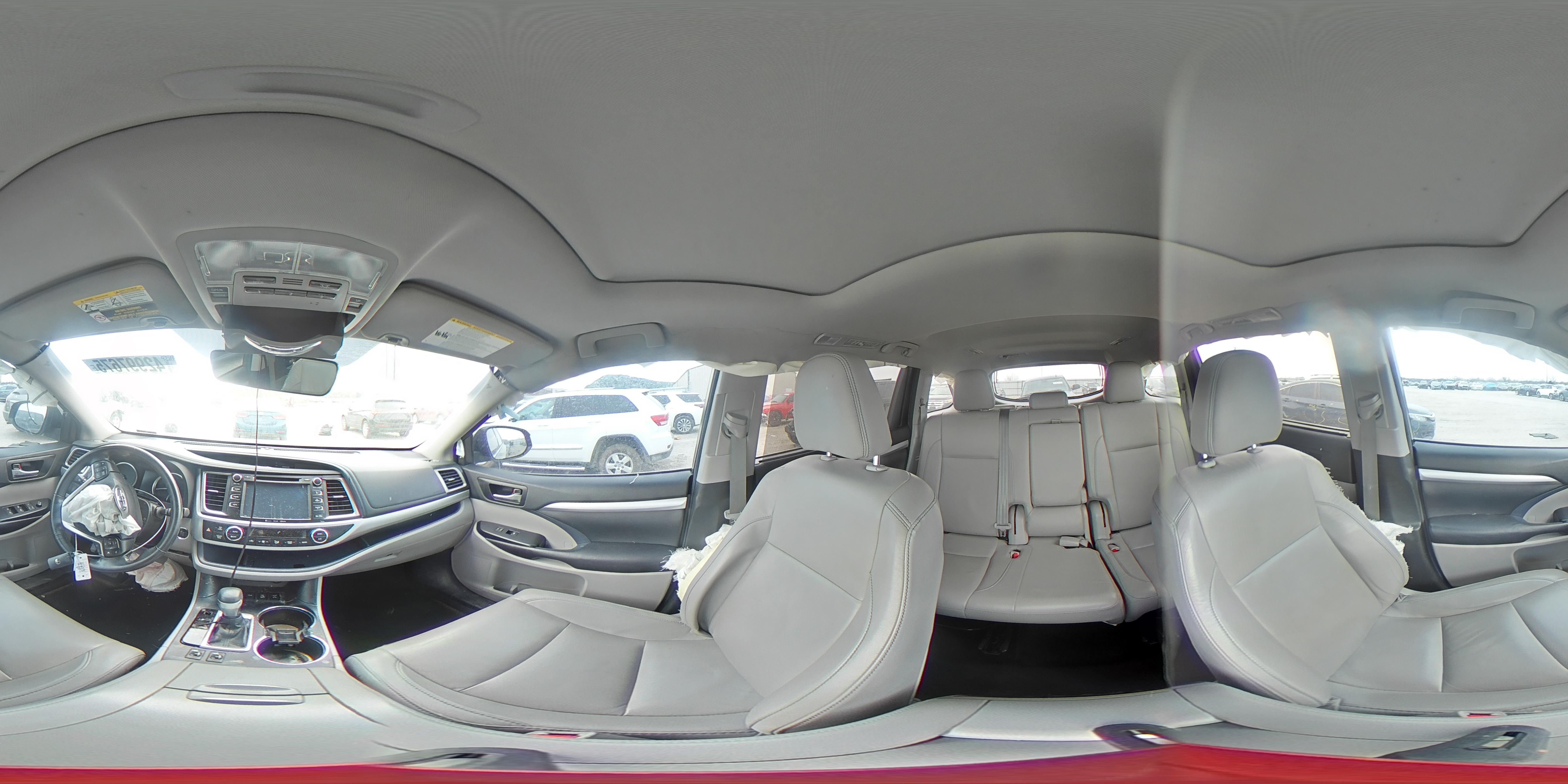 2017 Toyota Highlander - Image 14