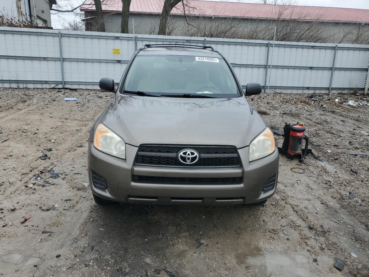 2010 Toyota RAV 4 - Image 5