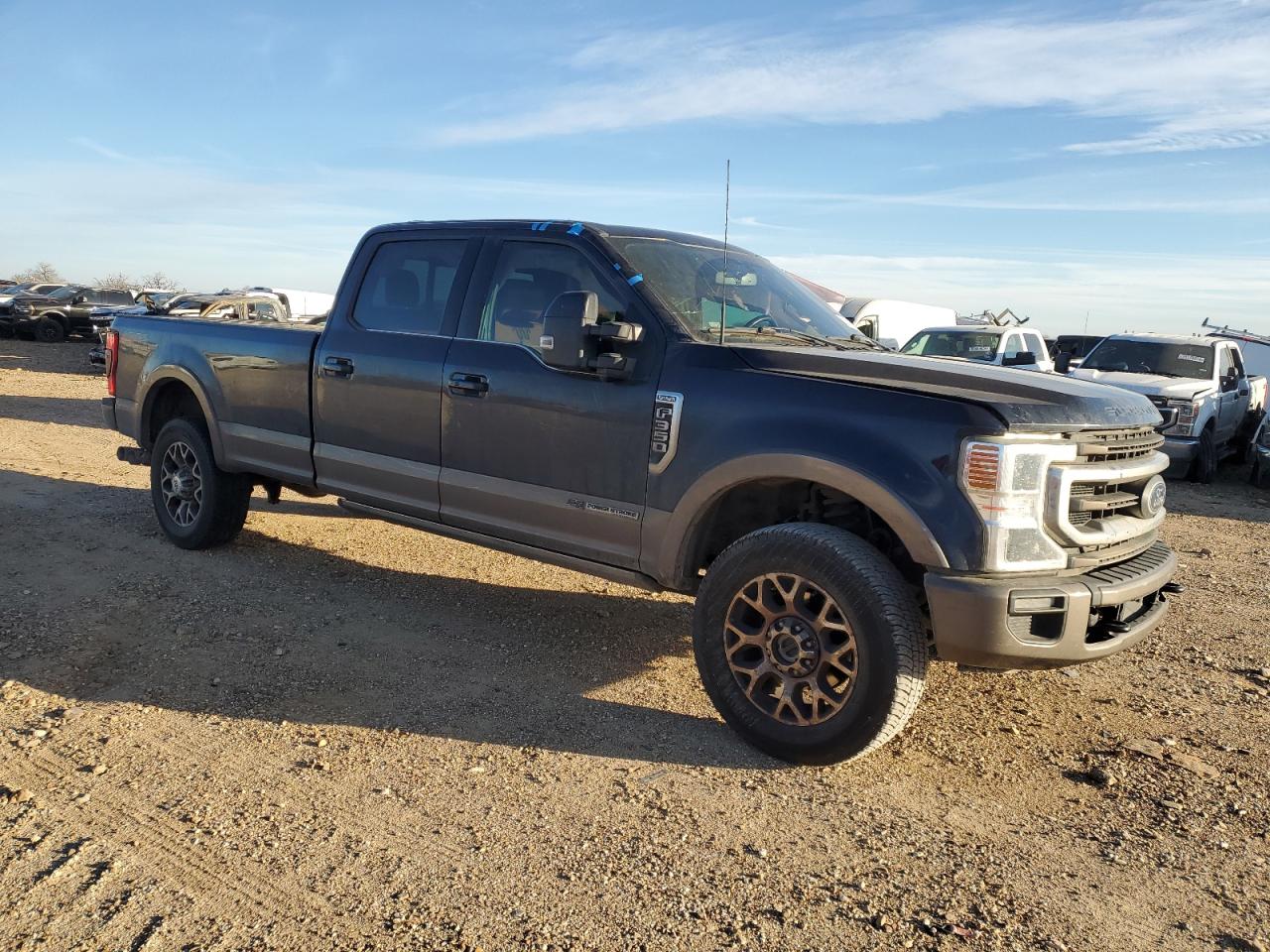 2022 Ford F350 - Image 4
