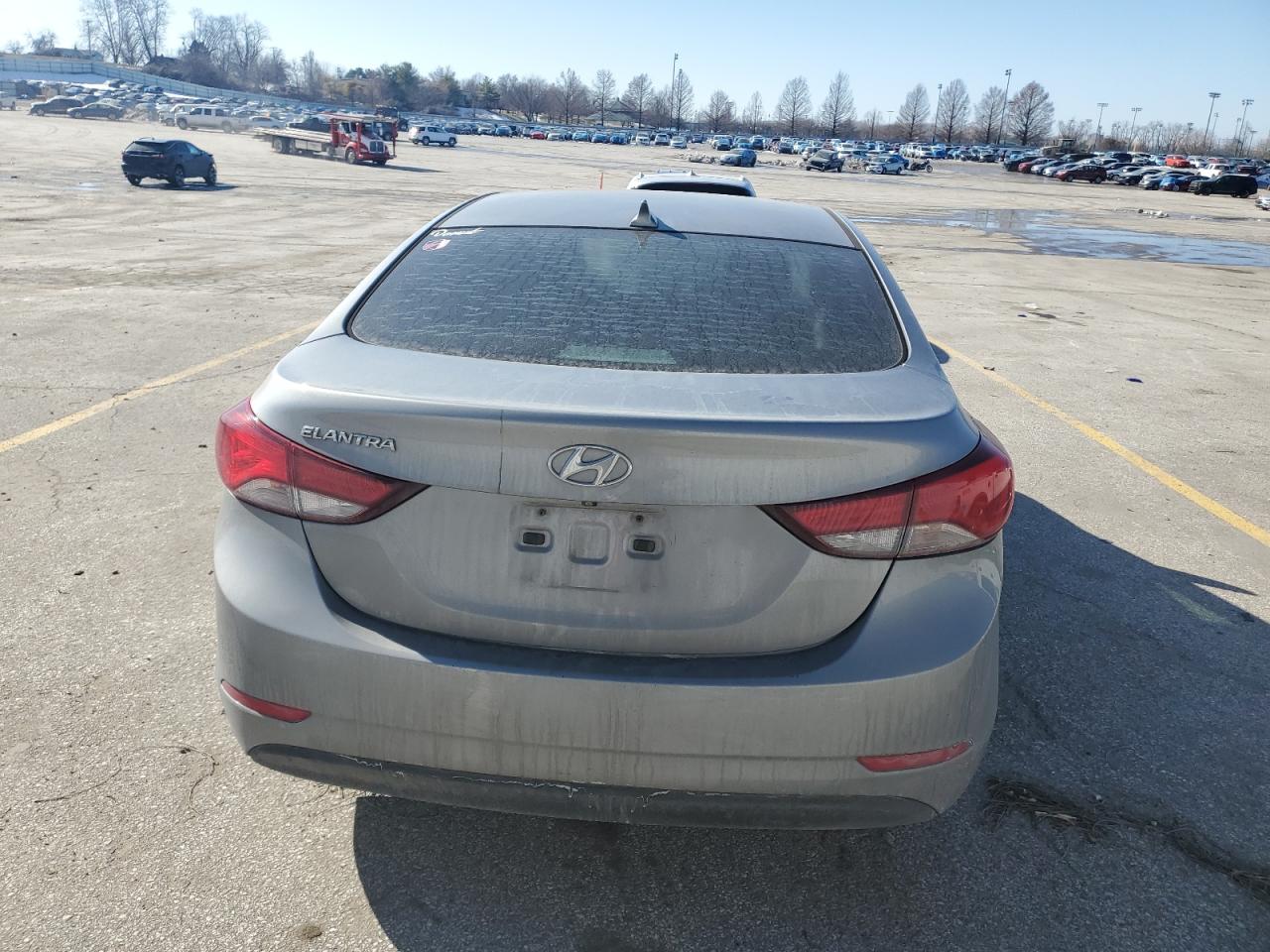 2015 Hyundai Elantra - Image 6