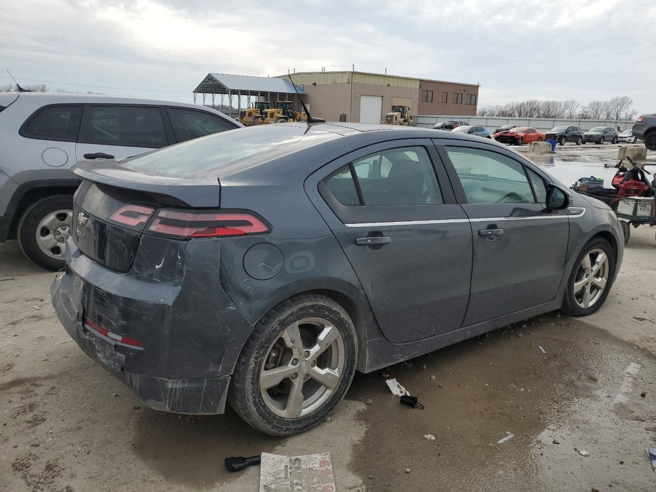 2012 Chevrolet Volt - Image 3