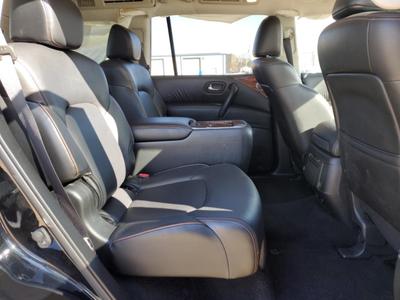 2020 Nissan Armada - Image 11