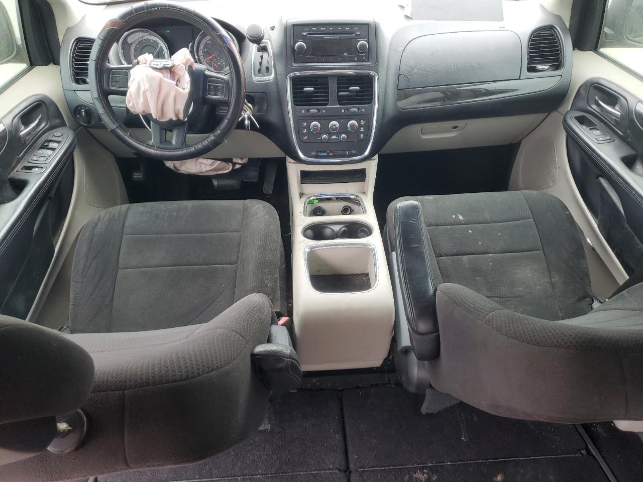 2012 Dodge Caravan - Image 8