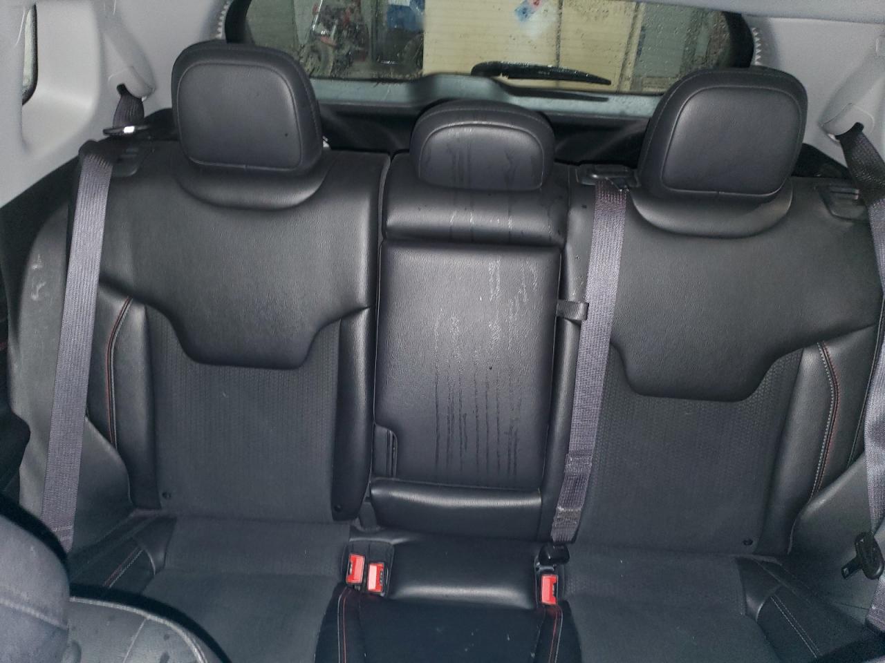 2022 Jeep Compass - Image 10