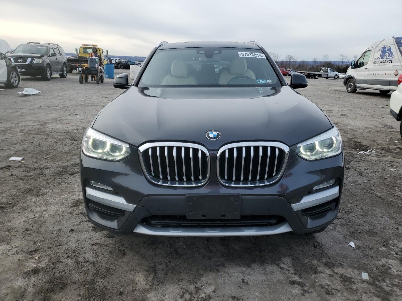 VIN 5UXTR9C58KLR03642 2019 BMW X3 no.5