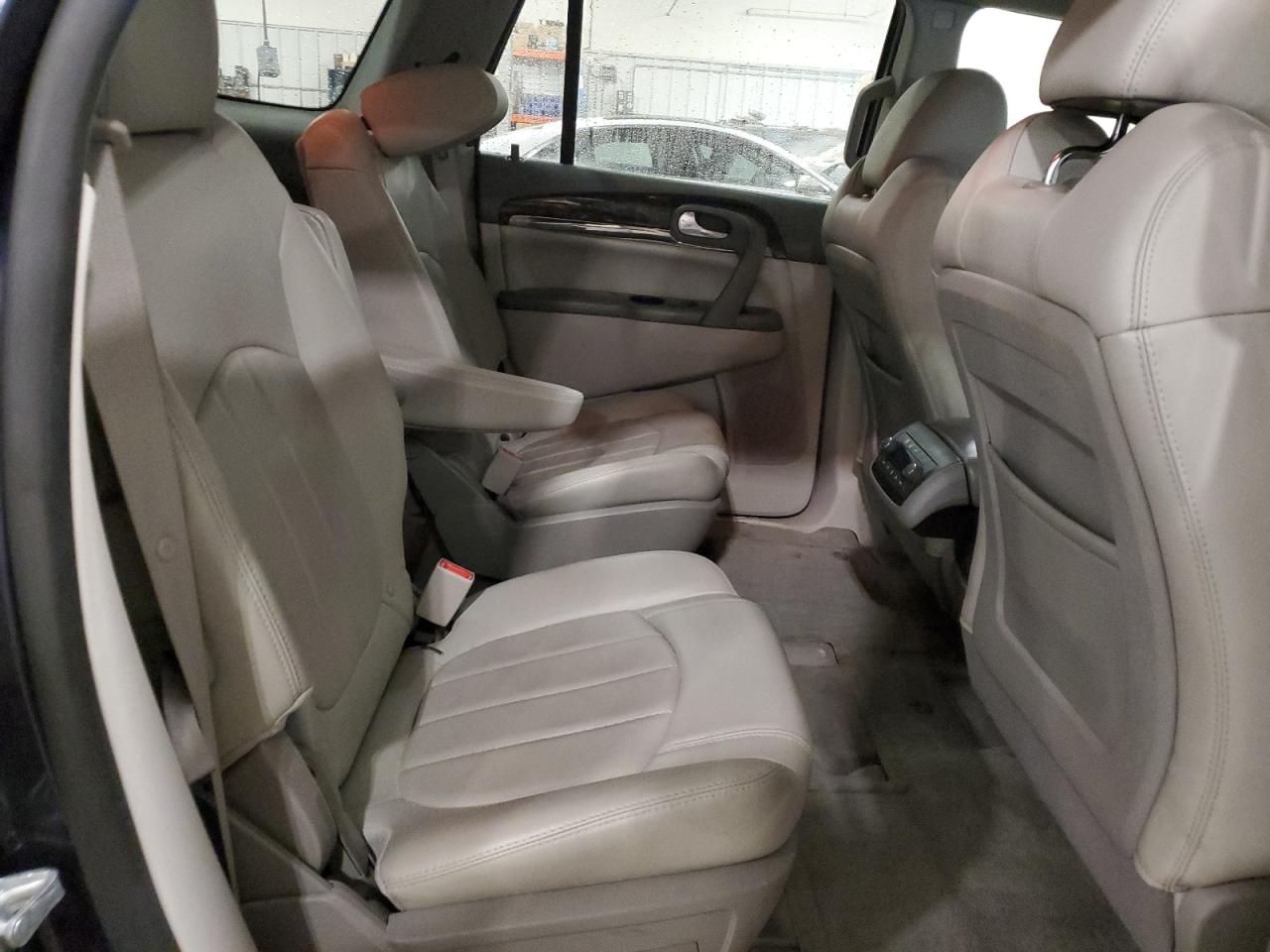 2015 Buick Enclave - Image 11