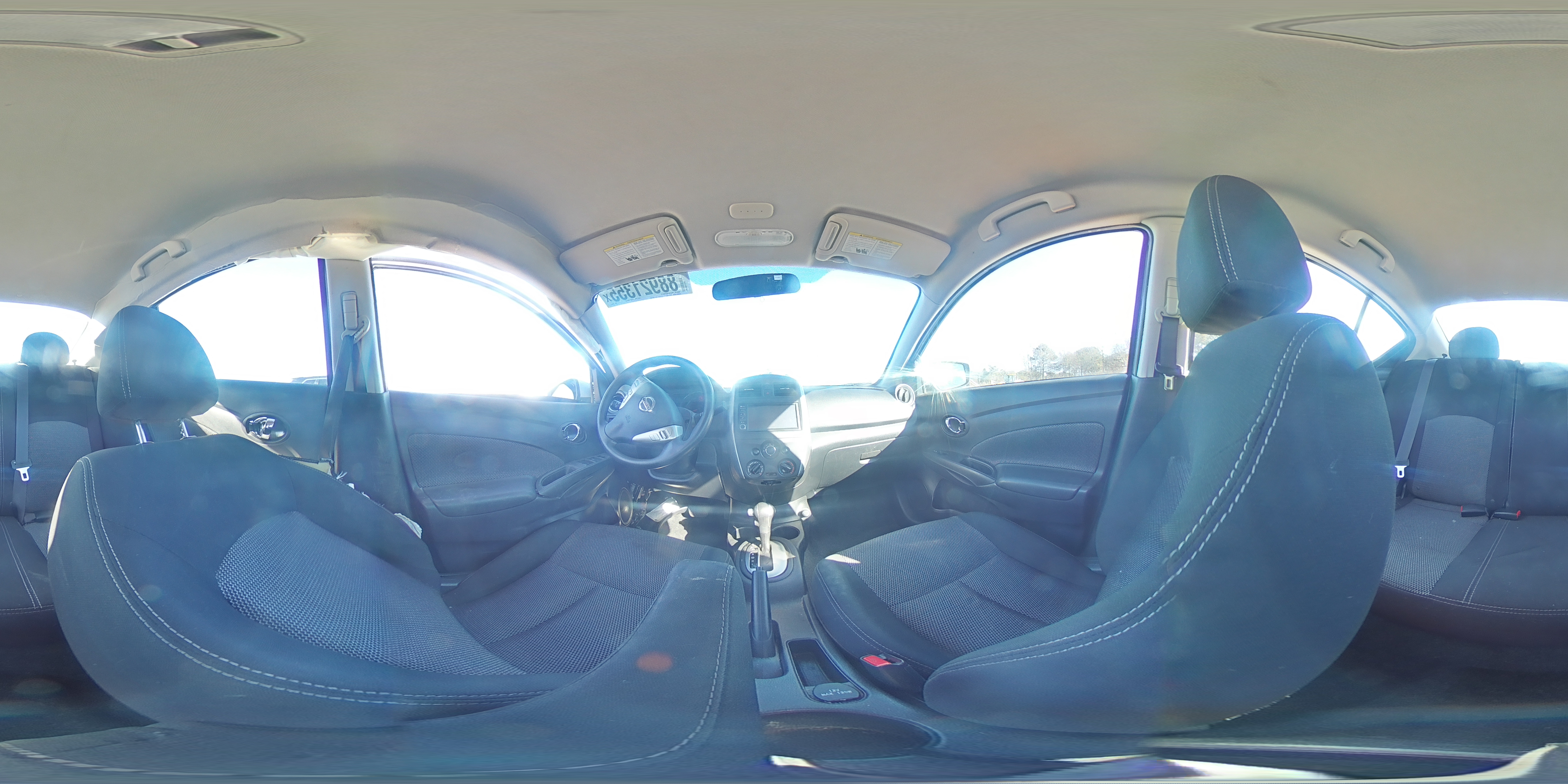 2019 Nissan Versa - Image 13