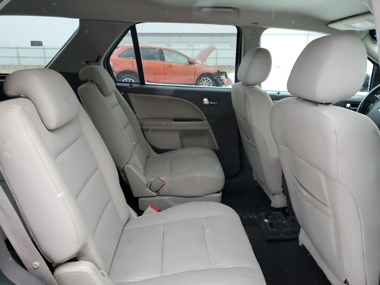 2008 Ford Taurus - Image 11