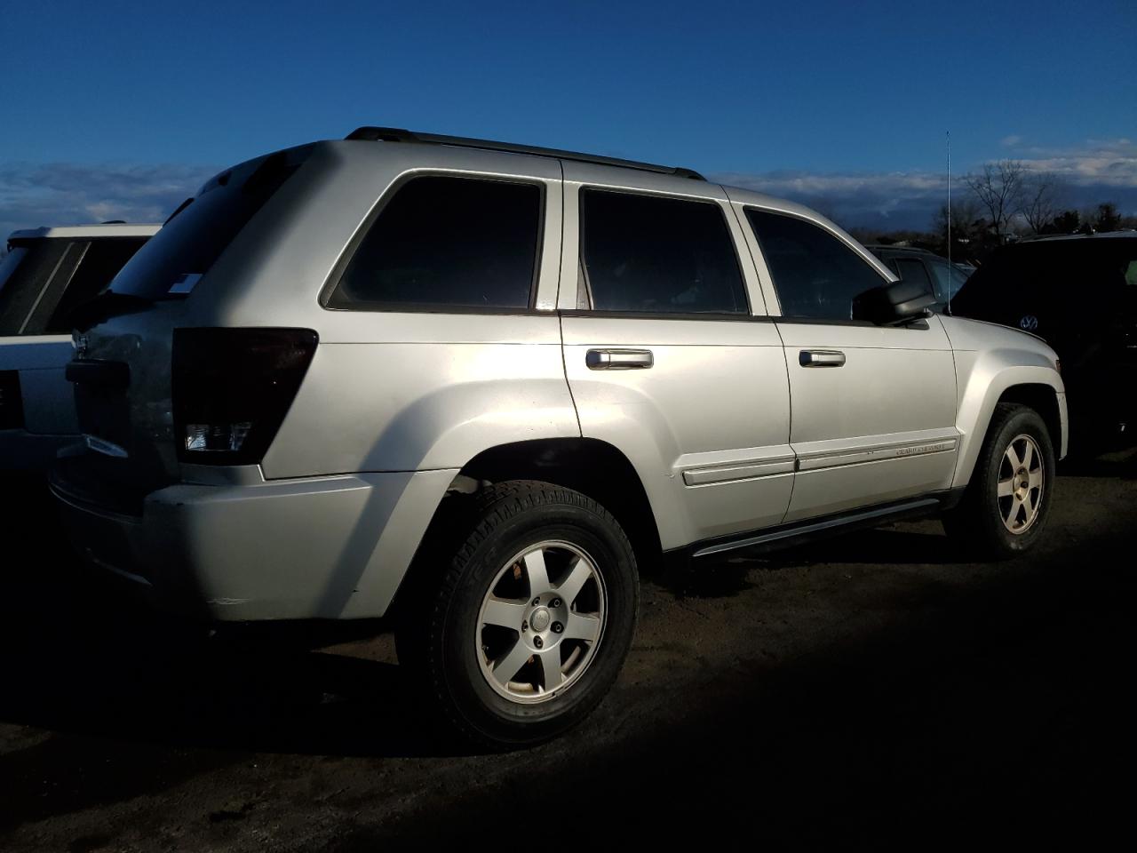 2009 Jeep Grand Cherokee - Image 3