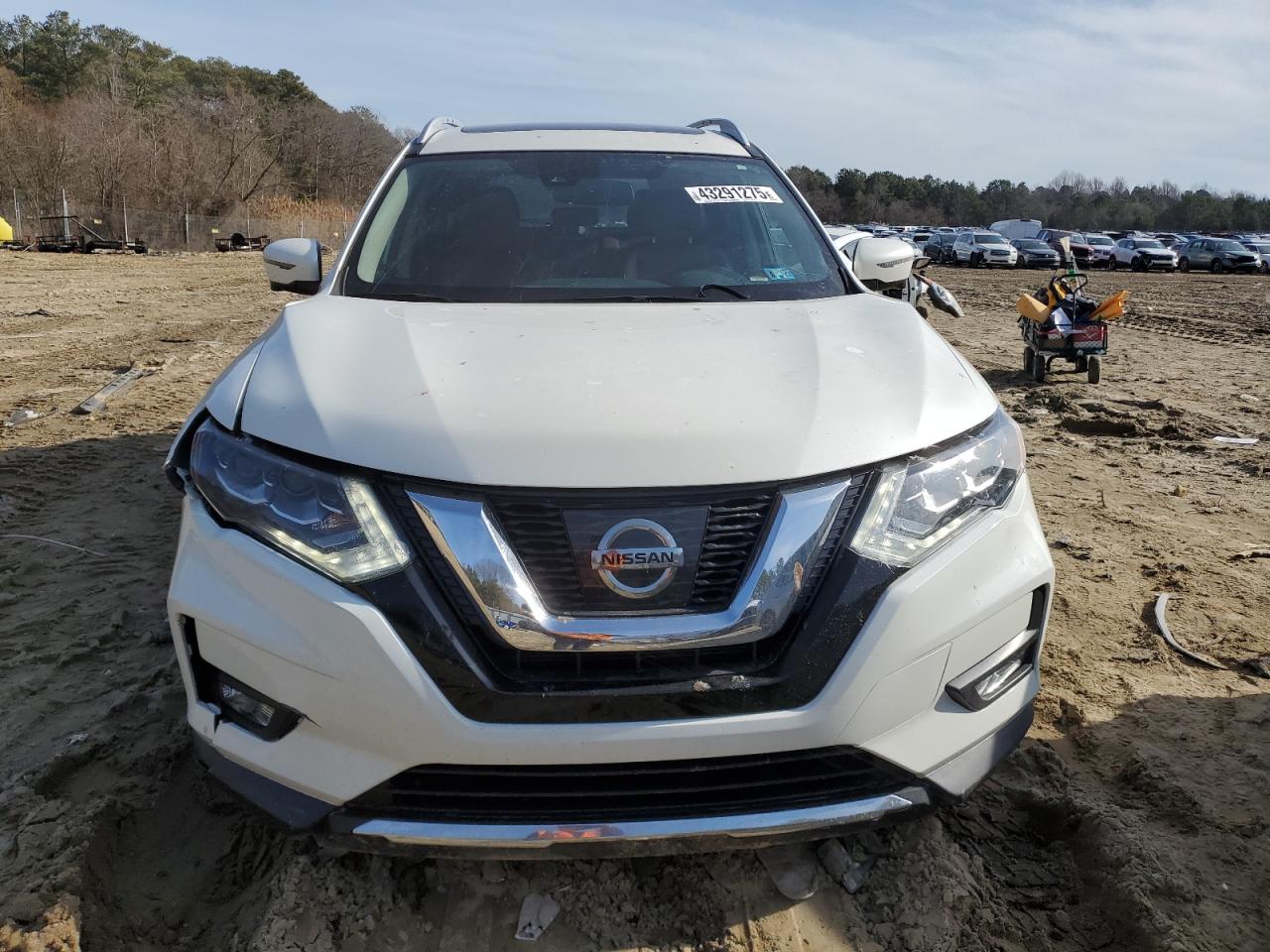 2017 Nissan Rogue - Image 5