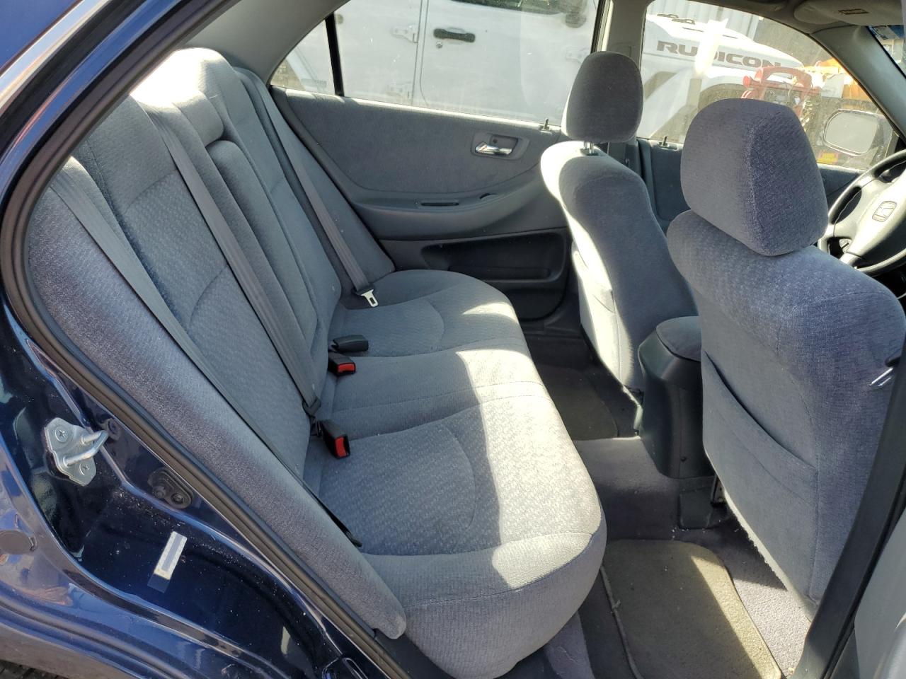2001 Honda Accord - Image 10