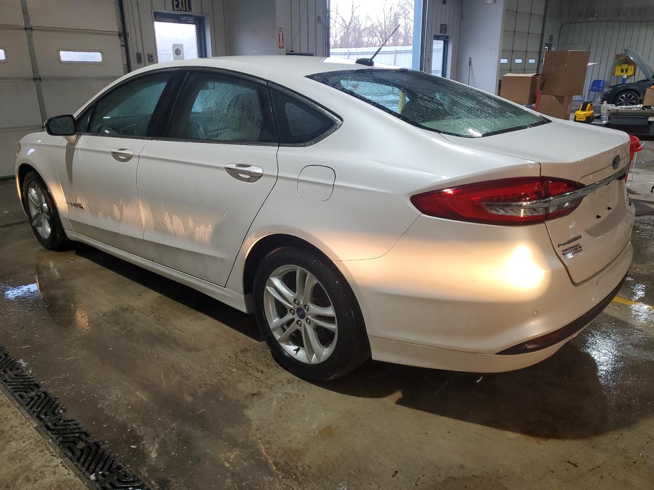 2018 Ford Fusion - Image 2