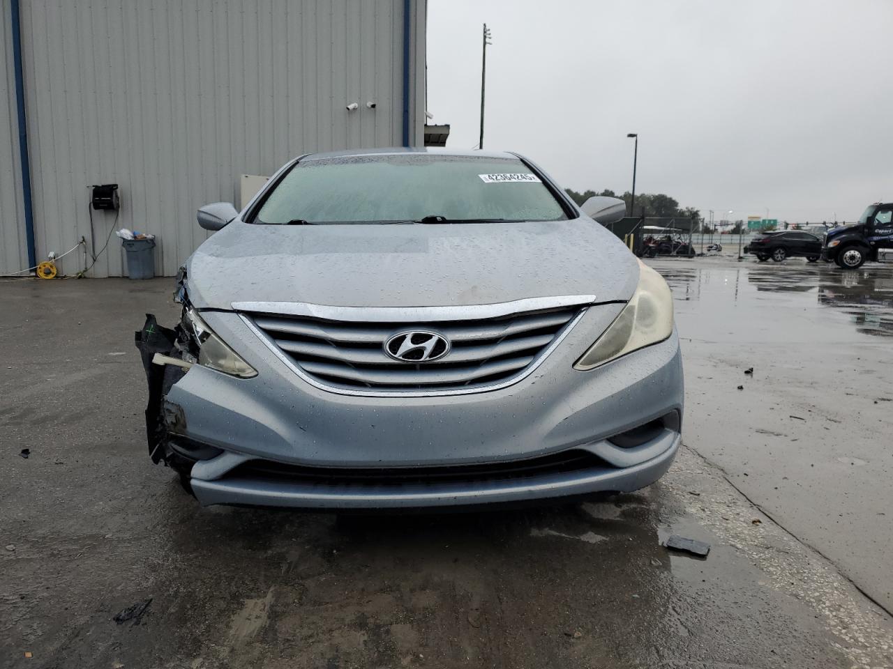 2011 Hyundai Sonata - Image 5