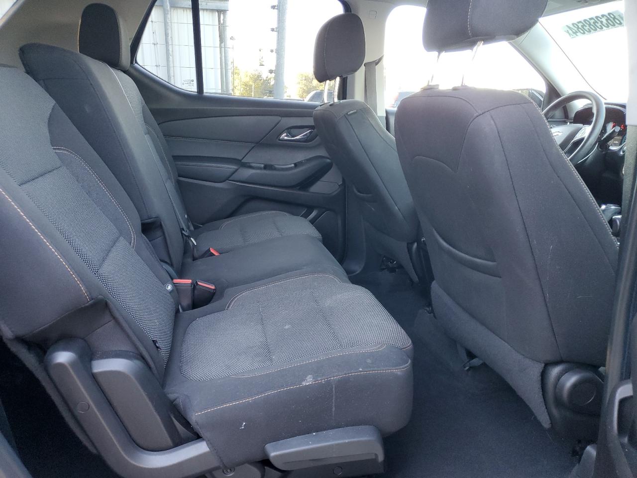 2019 Chevrolet Traverse Ls VIN: 1GNERFKWXKJ281051 Lot: 86358584