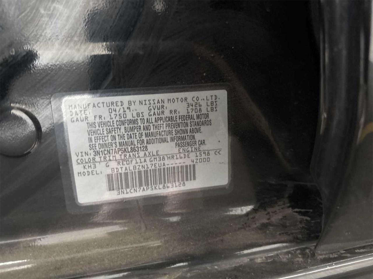 2019 Nissan Versa - Image 10