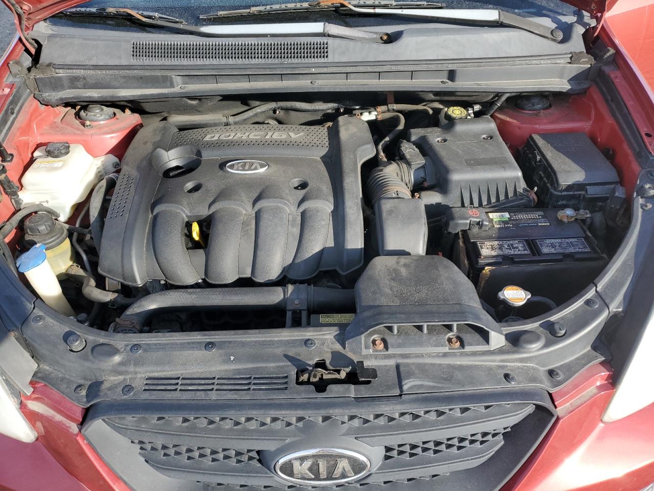 2007 Kia Rondo - Image 12