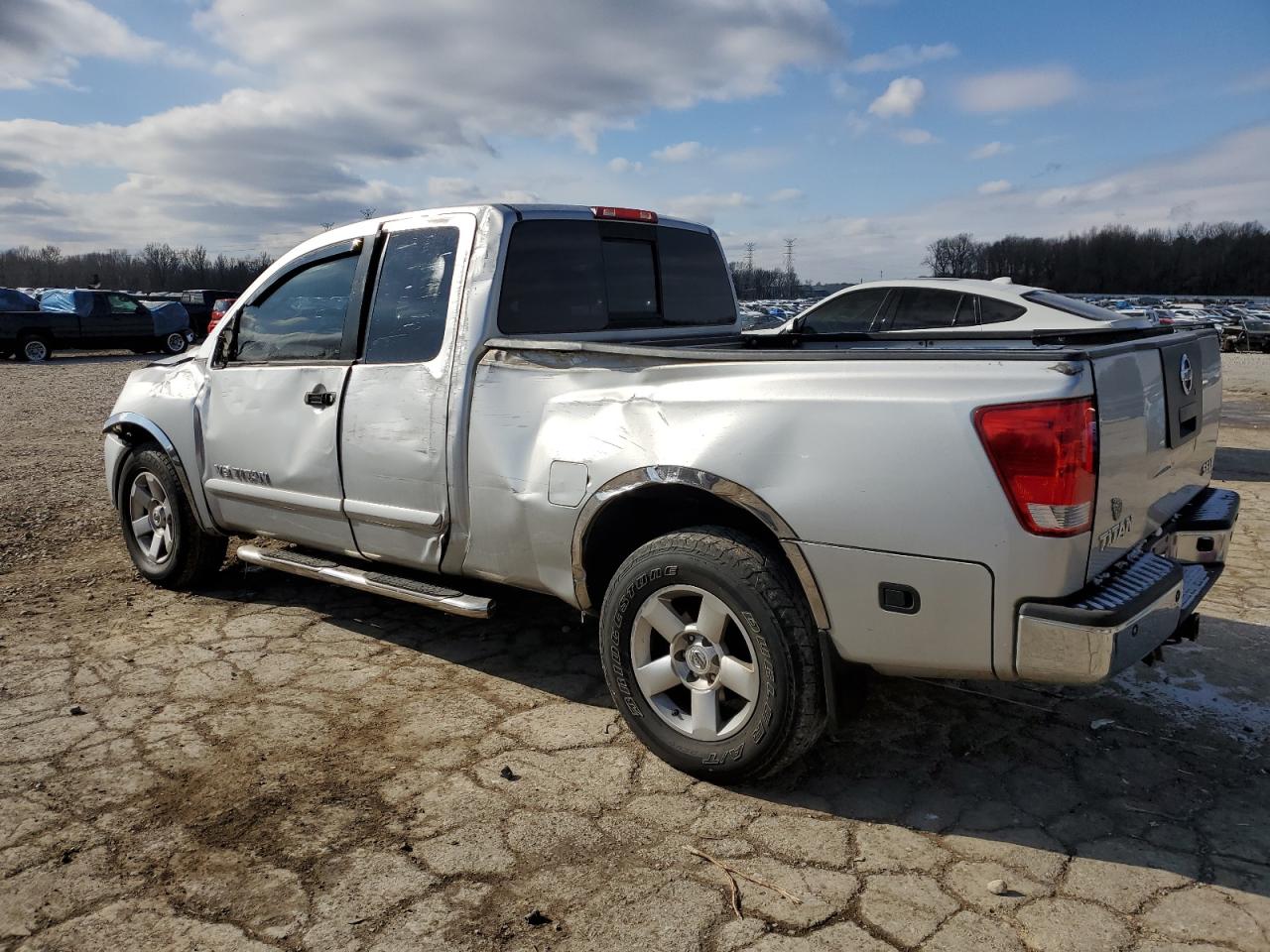 2007 Nissan Titan - Image 2