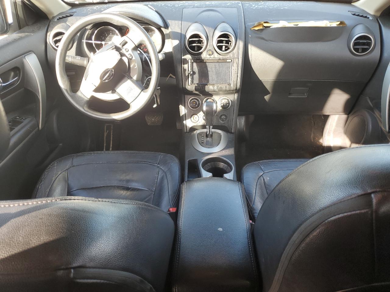 2010 Nissan Rogue - Image 8