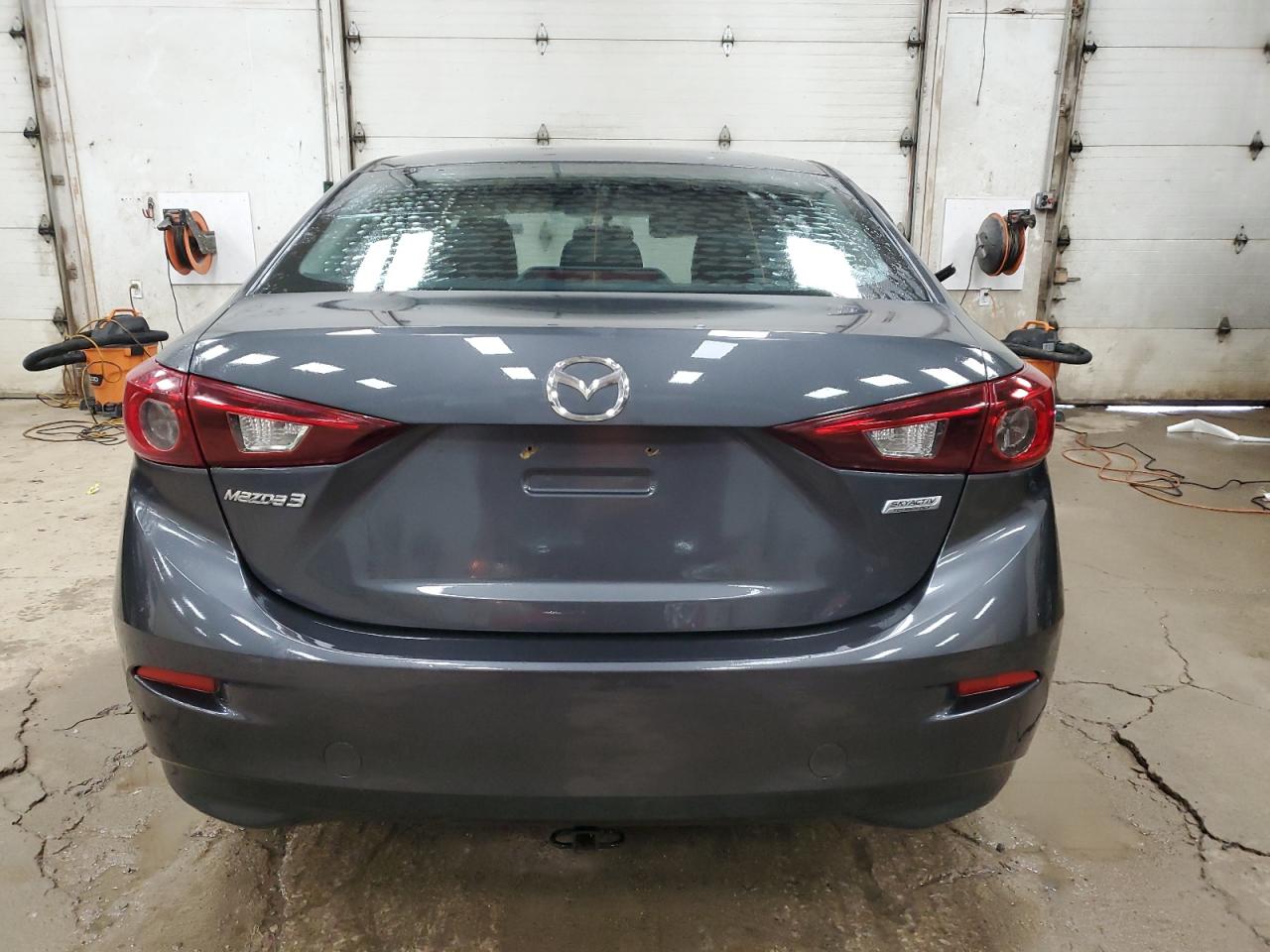 2015 Mazda 3 - Image 6