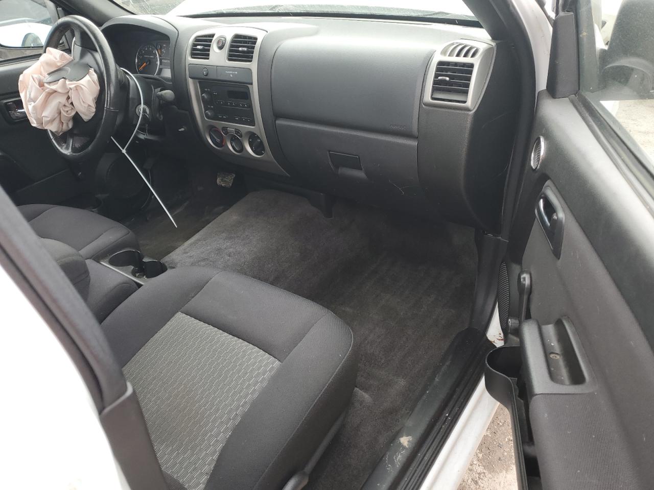 2010 Chevrolet Colorado - Image 11