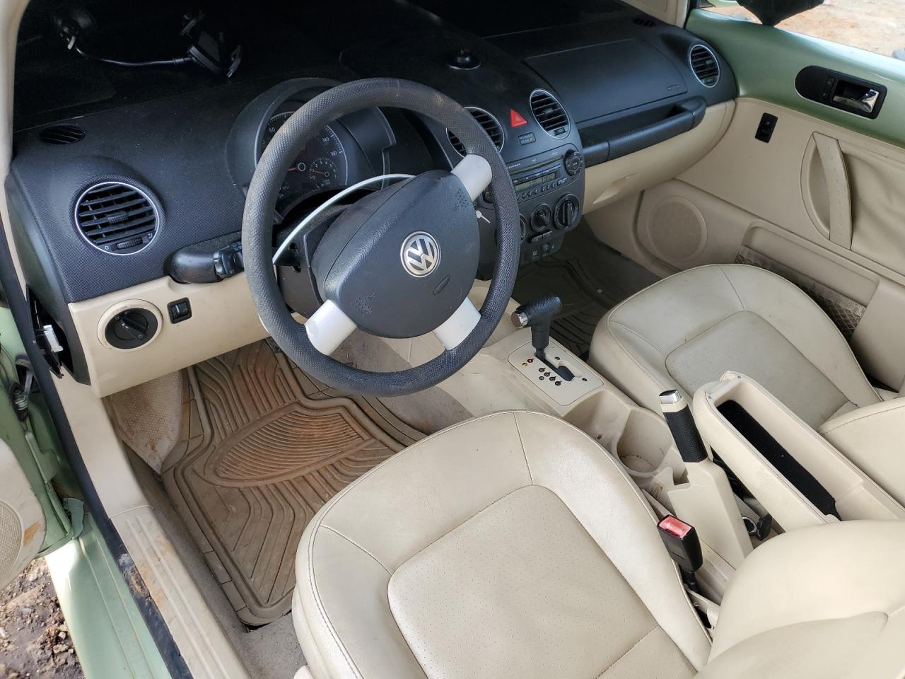 2007 Volkswagen New Beetle 2.5L Option Package 1 VIN: 3VWRW31C07M513771 Lot: 88645435