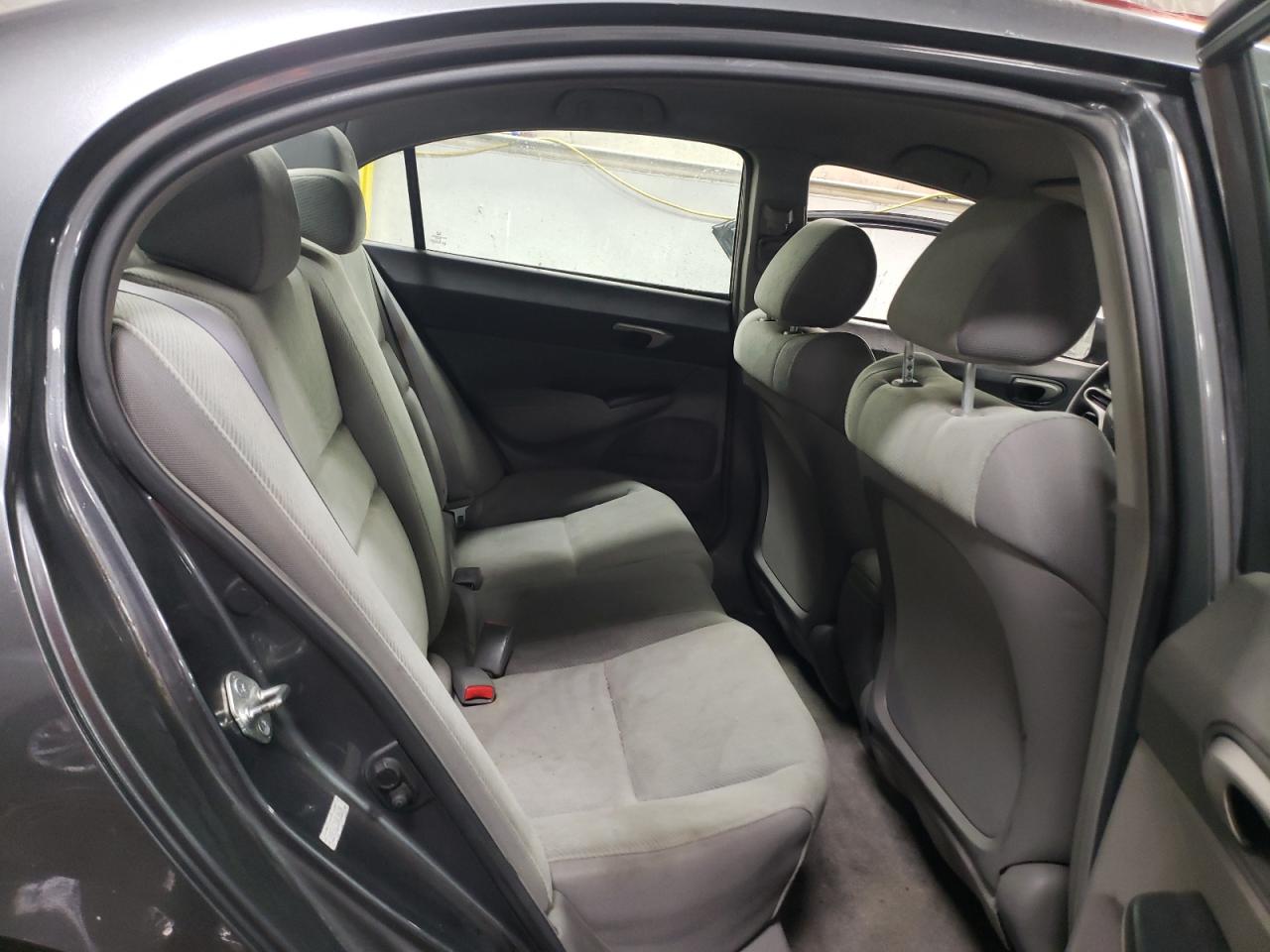 2011 Honda Civic - Image 10