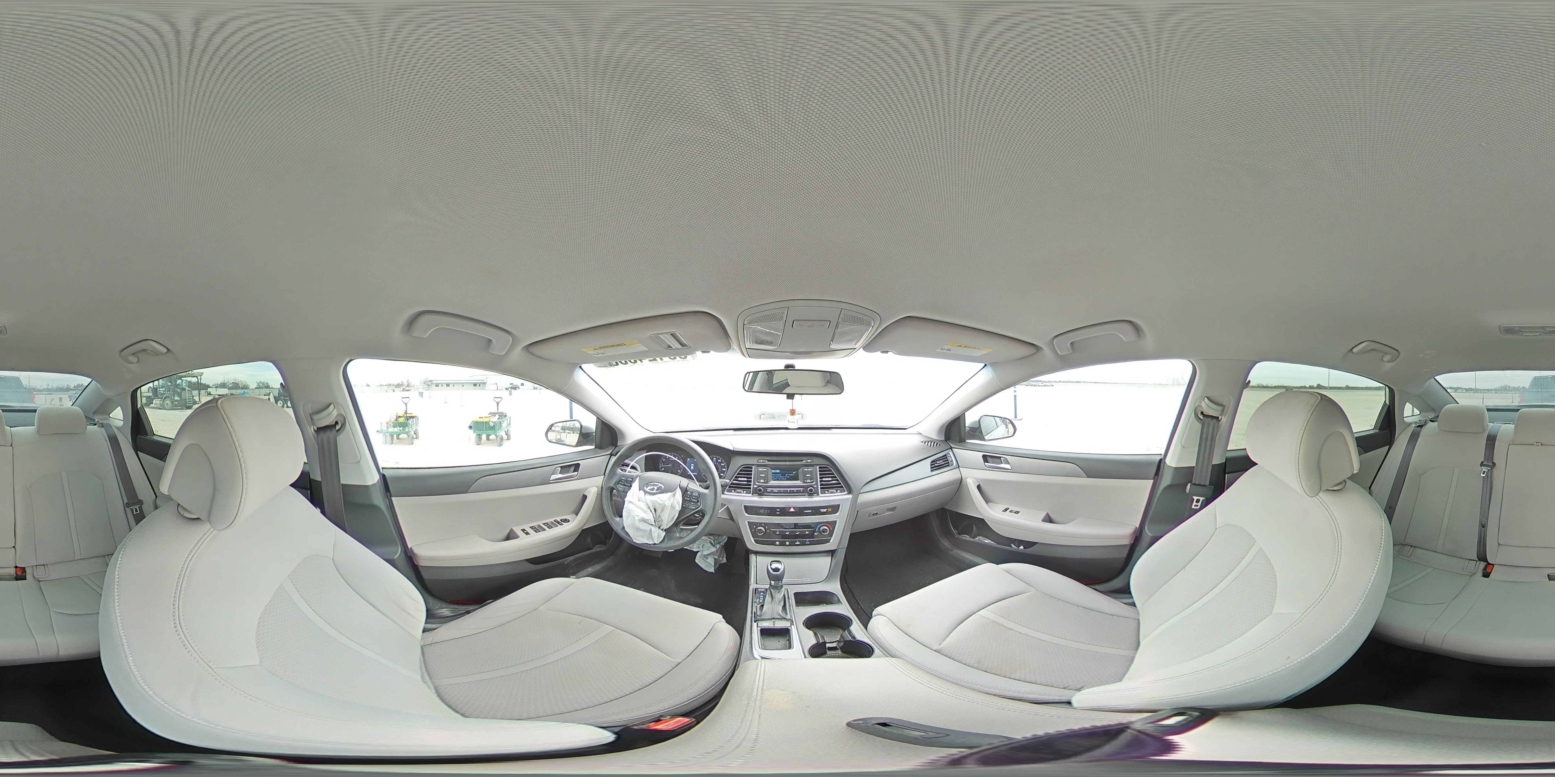 2015 Hyundai Sonata - Image 12