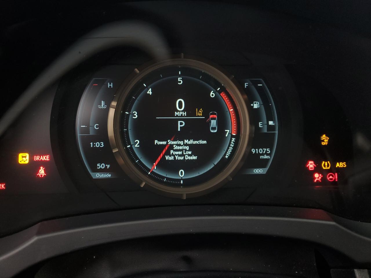 2019 Lexus IS - Image 9