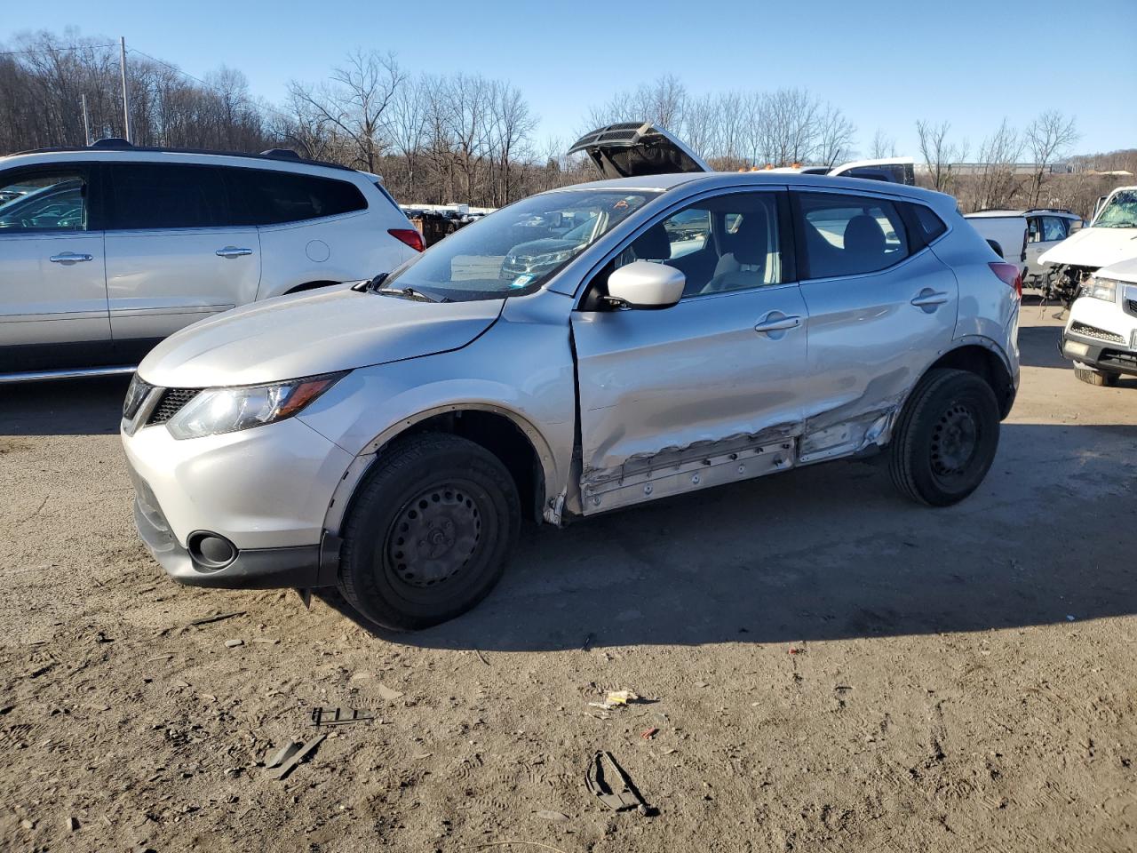 2019 Nissan Rogue - Image 1