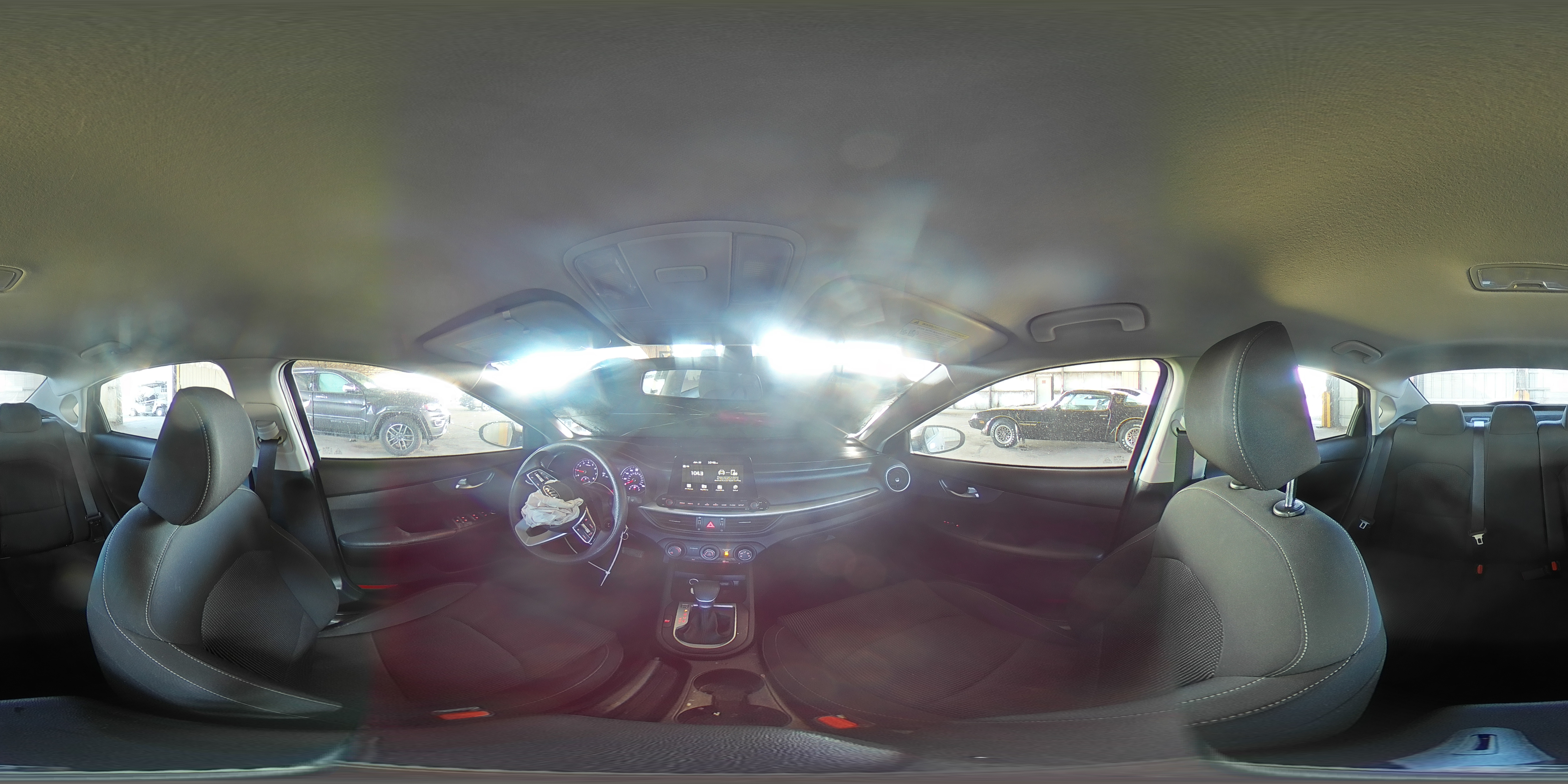 2020 Kia Forte - Image 13