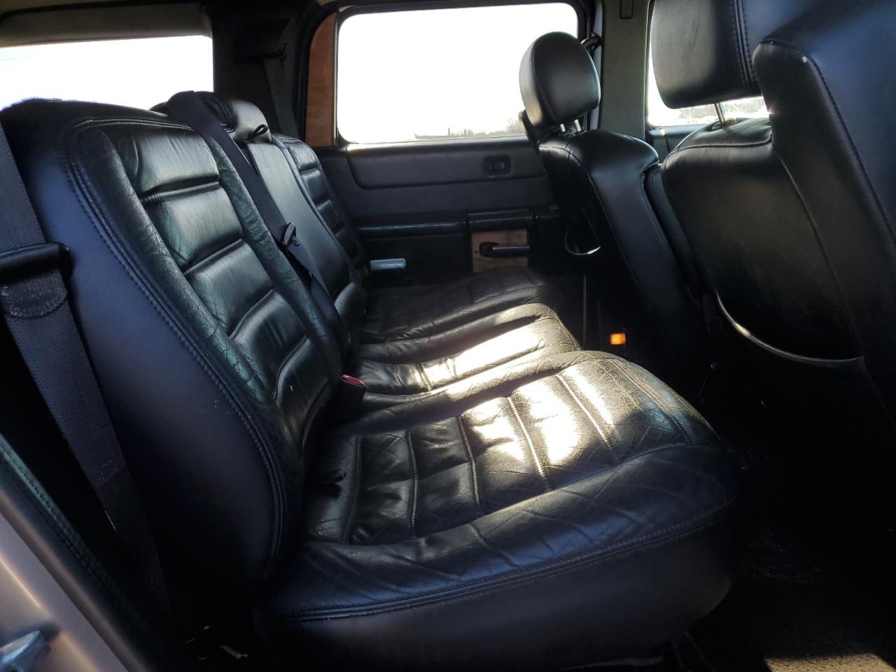 2005 Hummer H2 - Image 11