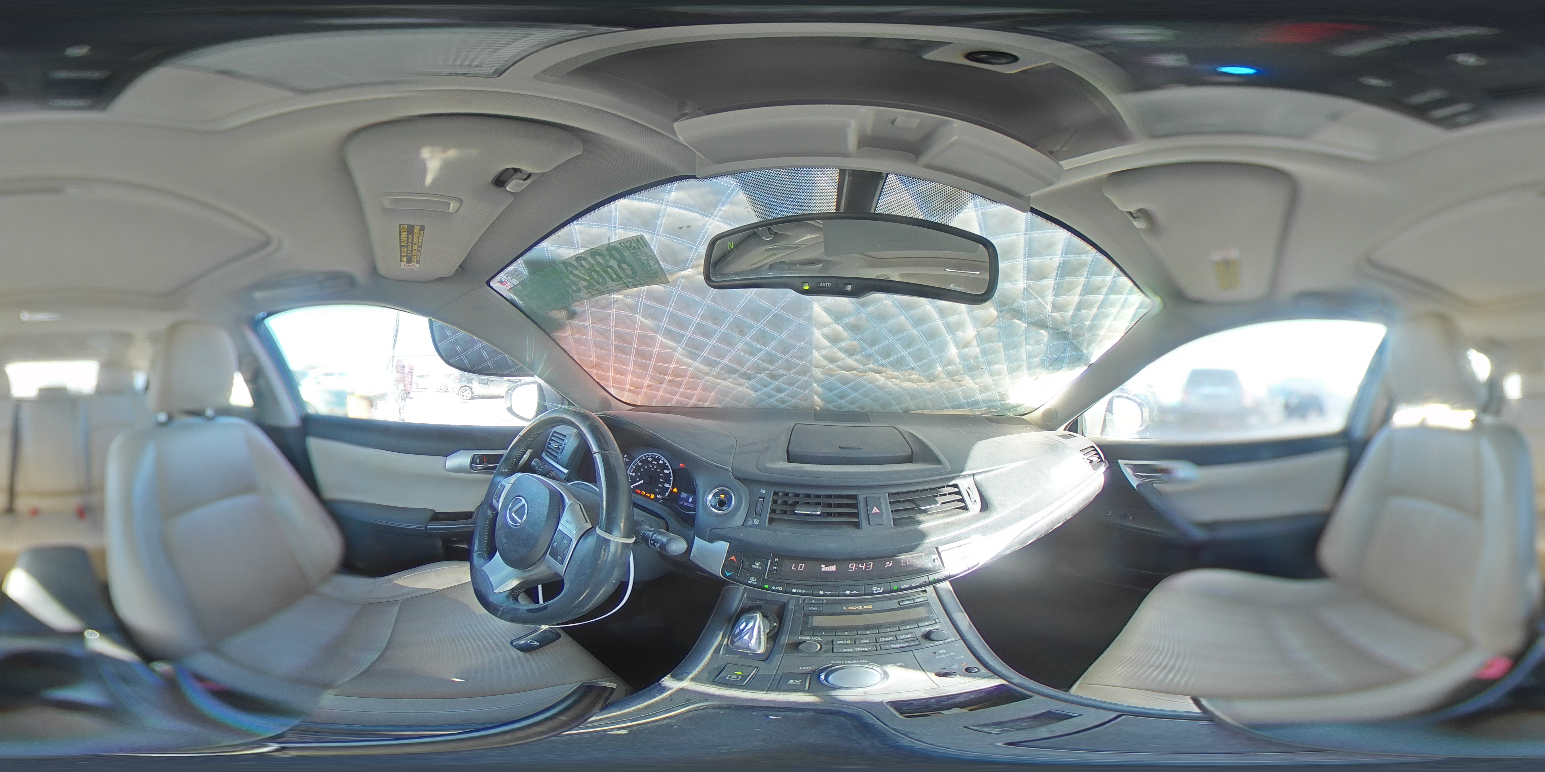 2012 Lexus CT - Image 12