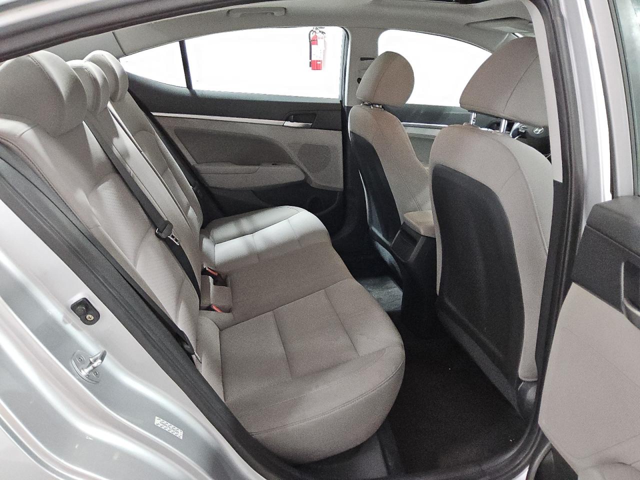 2020 Hyundai Elantra - Image 10