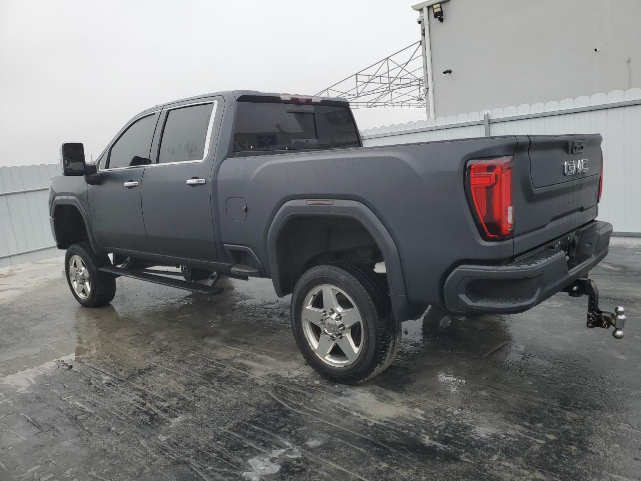 2020 GMC Sierra - Image 2