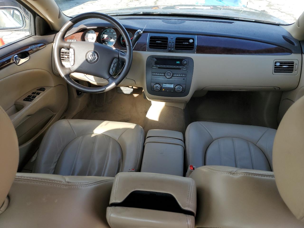 2011 Buick Lucerne - Image 8