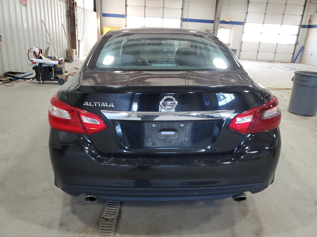2017 Nissan Altima - Image 6