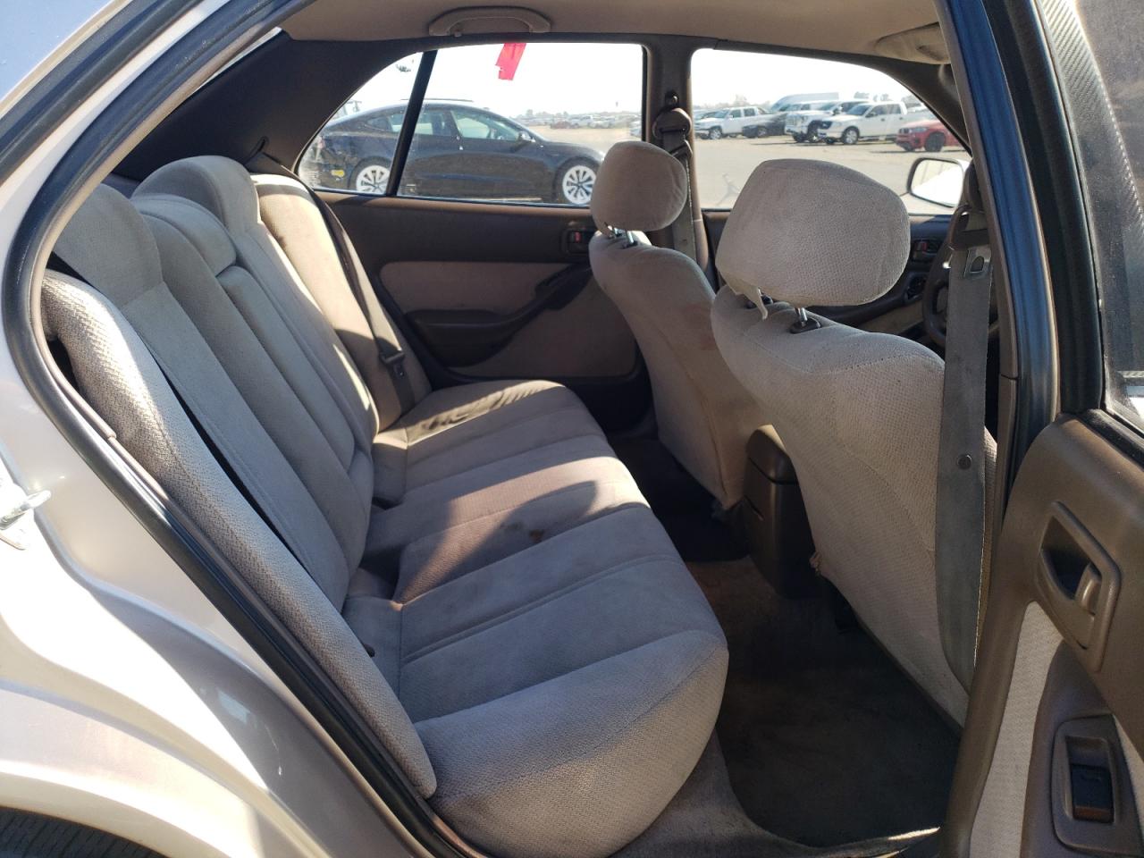 1995 Toyota Camry - Image 10