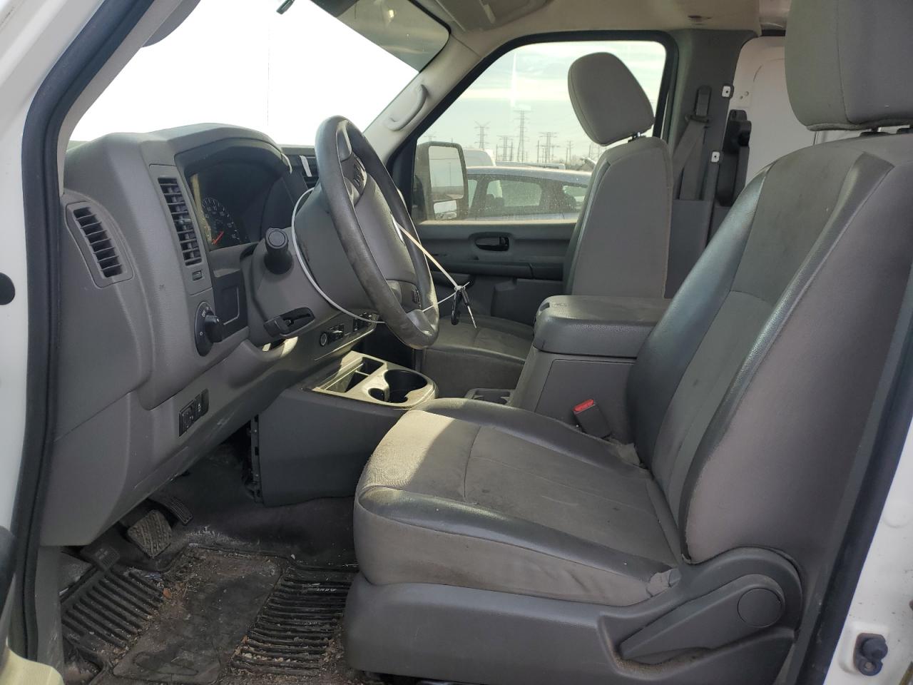 2018 Nissan NV - Image 7