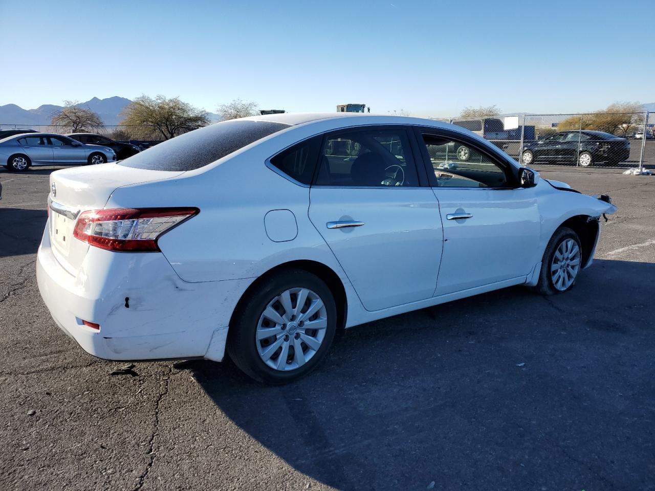 2015 Nissan Sentra - Image 3
