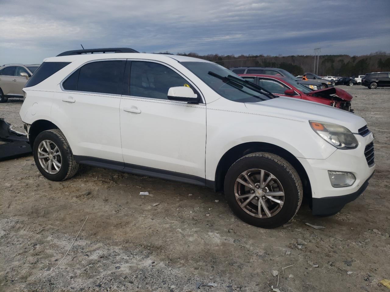 2017 Chevrolet Equinox - Image 4