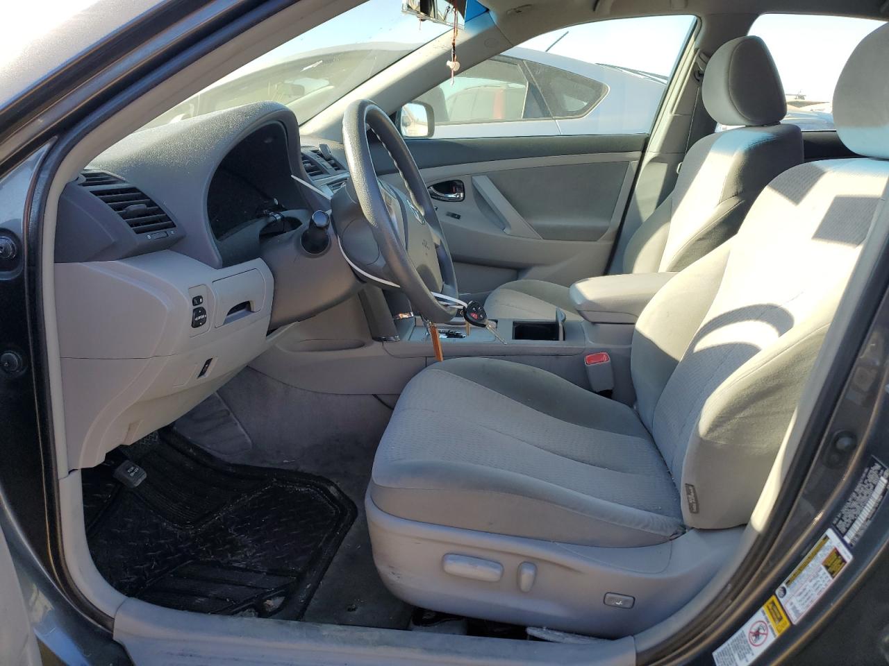 2010 Toyota Camry - Image 7