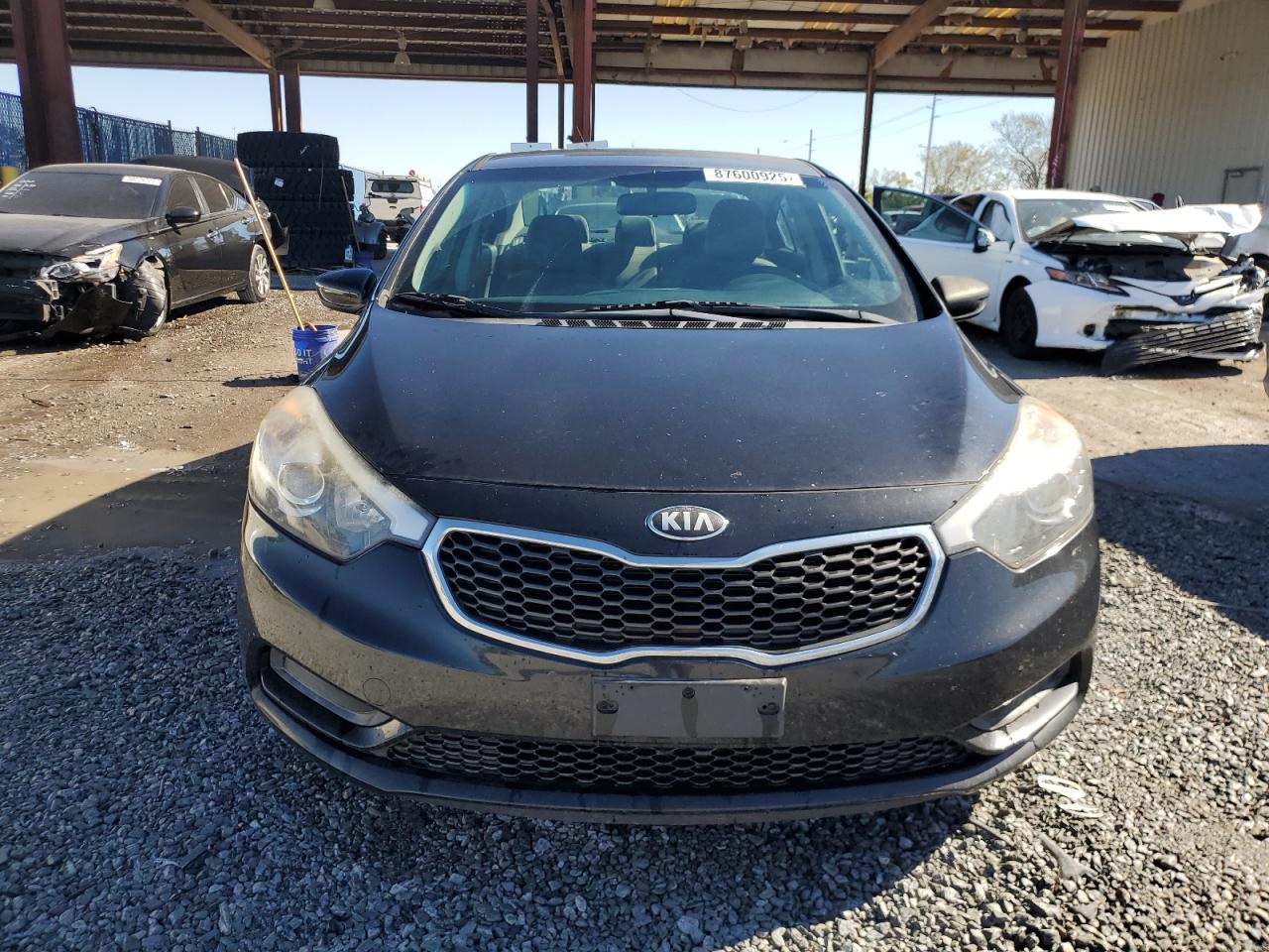 VIN KNAFK4A64F5273014 2015 KIA FORTE no.5