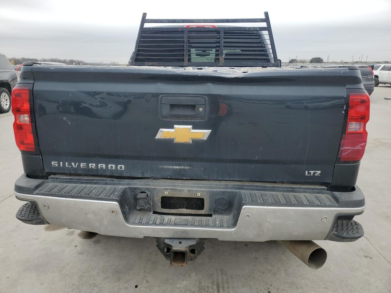 2018 Chevrolet Silverado - Image 6