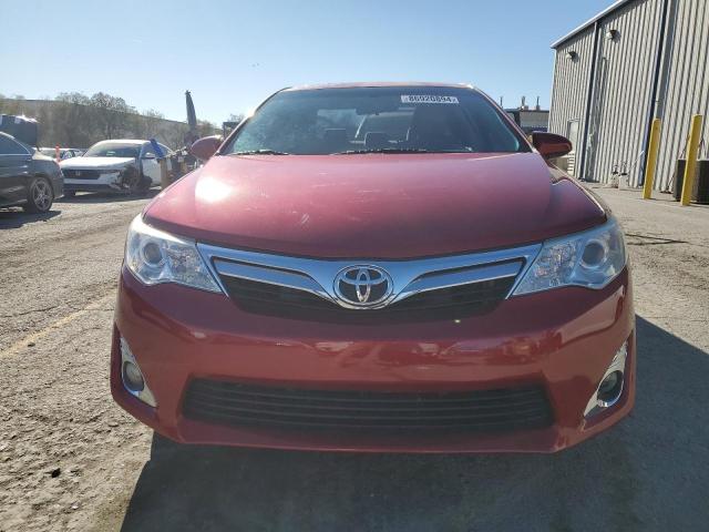  TOYOTA CAMRY 2014 Красный