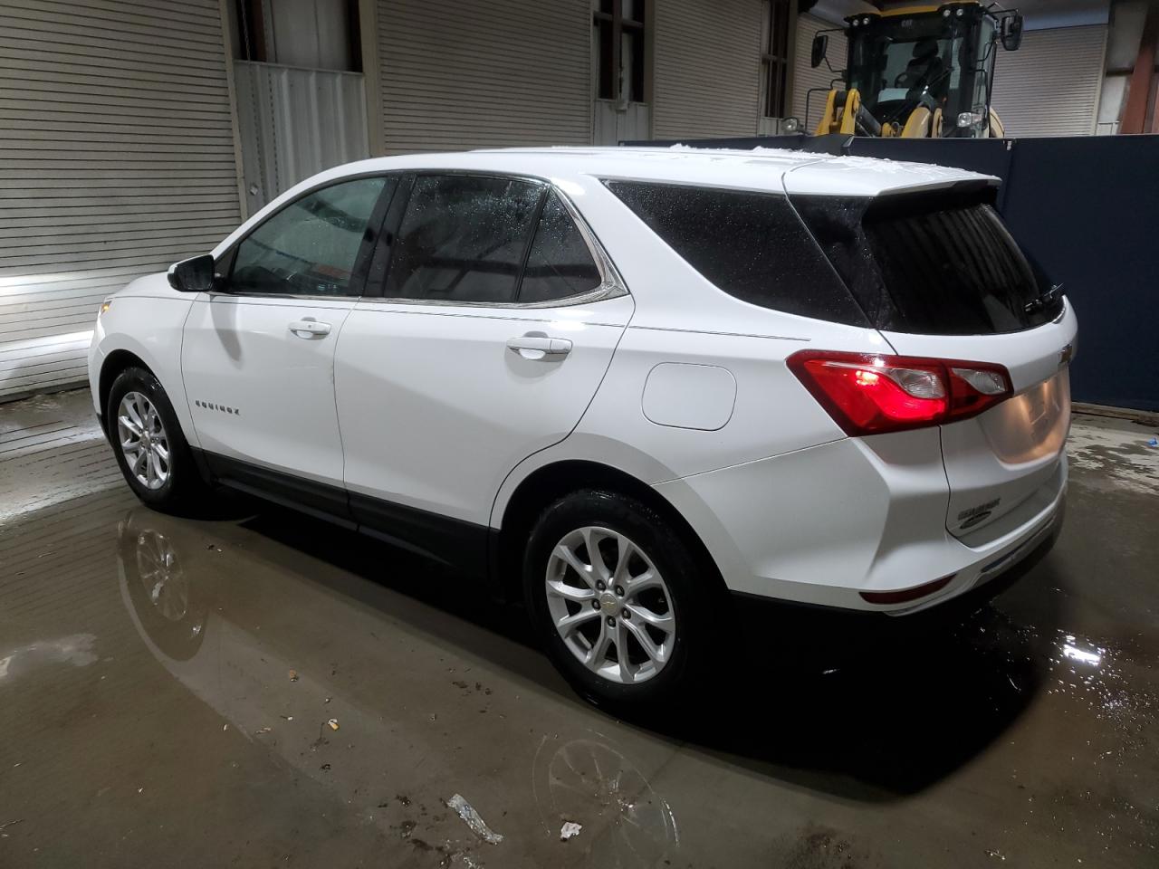 2020 Chevrolet Equinox - Image 2