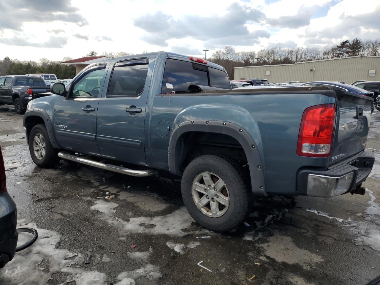 2008 GMC Sierra - Image 2