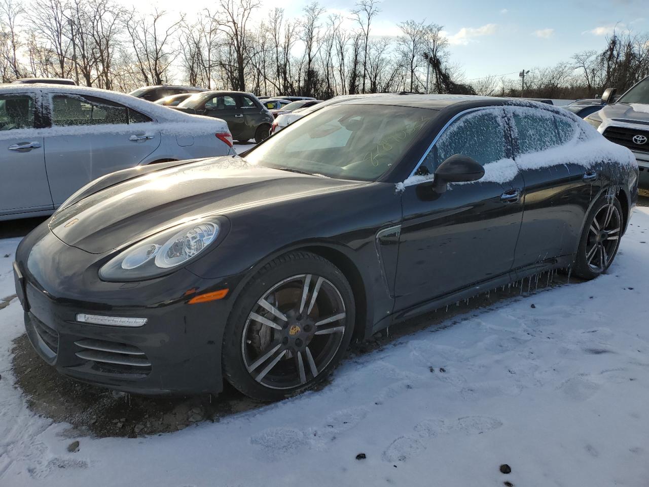 2016 Porsche Panamera - Image 1