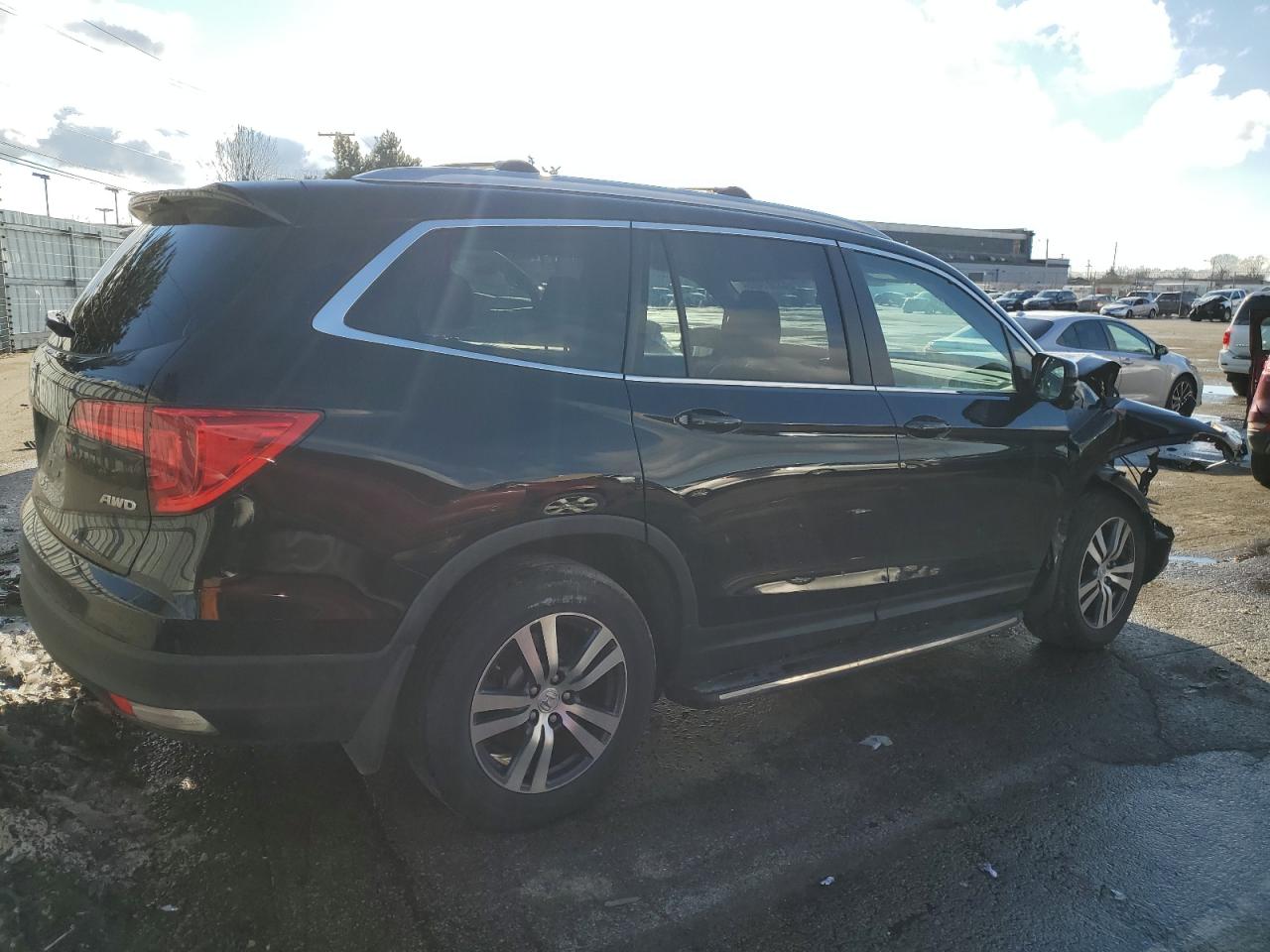 2017 Honda Pilot - Image 3