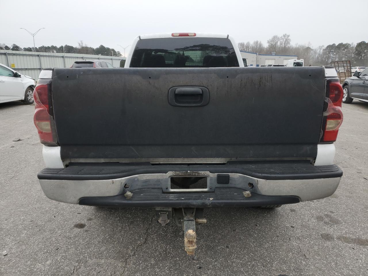 2006 Chevrolet Silverado - Image 6