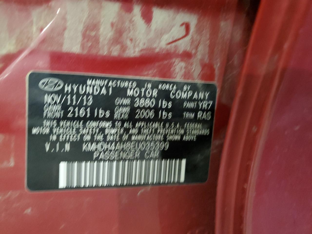 2014 Hyundai Elantra - Image 12